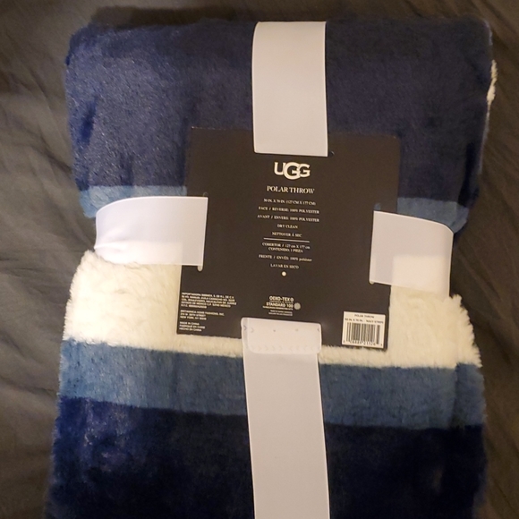 UGG Bedding Nwt Ugg Polar Throw Poshmark